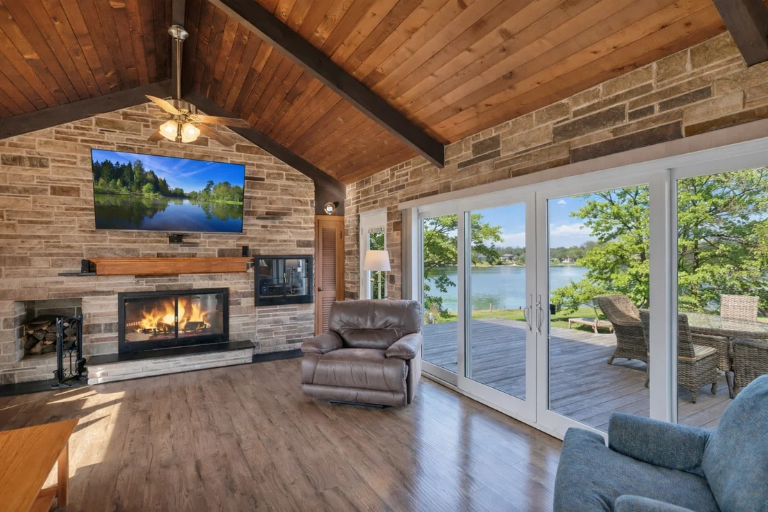Photo of 512 Bay Road