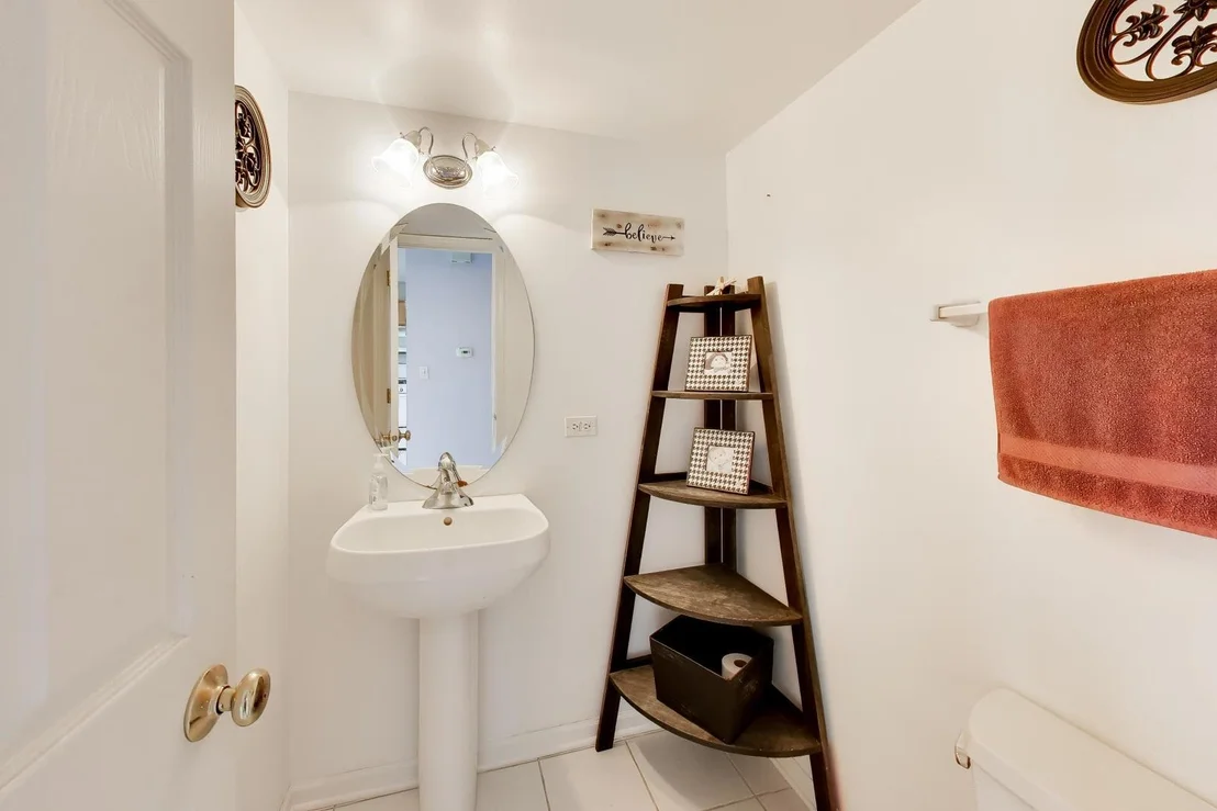 Photo of 1276 SHAMROCK Lane