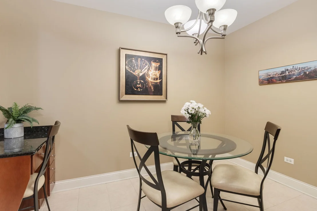 Photo of Unit 309 at 2700 Summit Drive