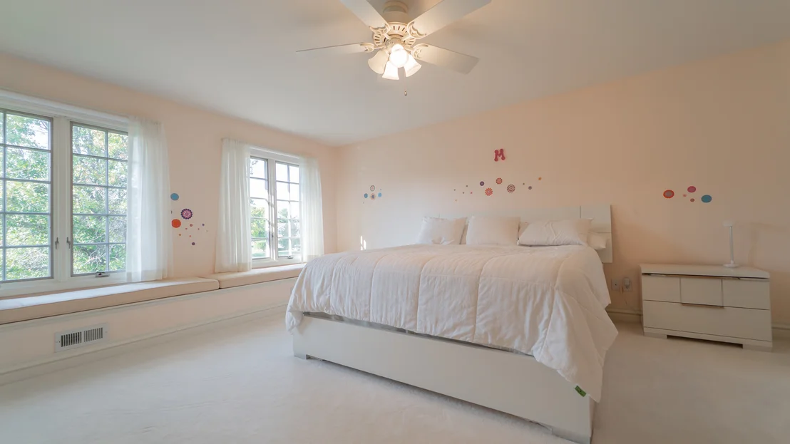 Photo of 310 Barrington Drive