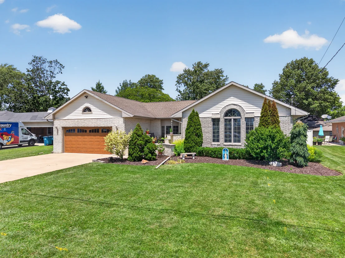 Photo of 1722 Sharon Road