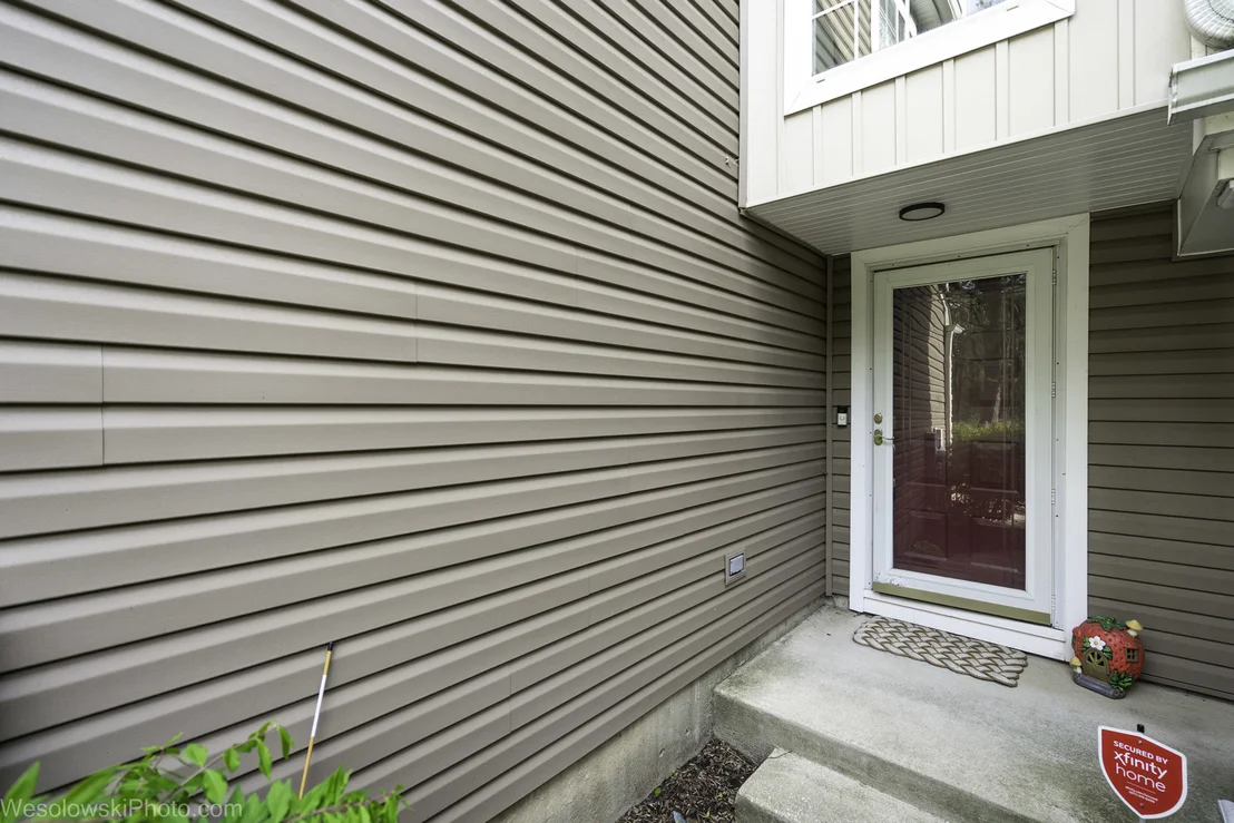 Photo of 207 Locksley Drive