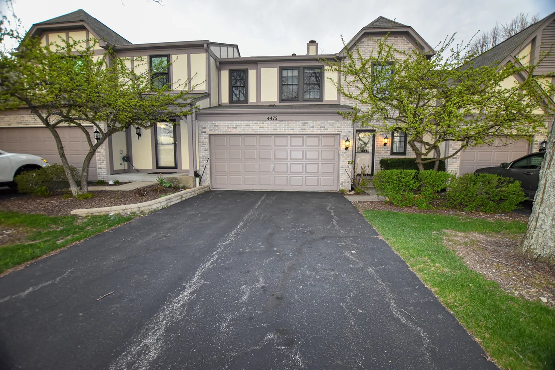 Photo of 4475 Olmstead Drive