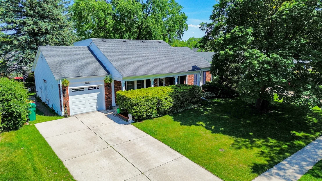 Photo of 680 Indian Spring Lane