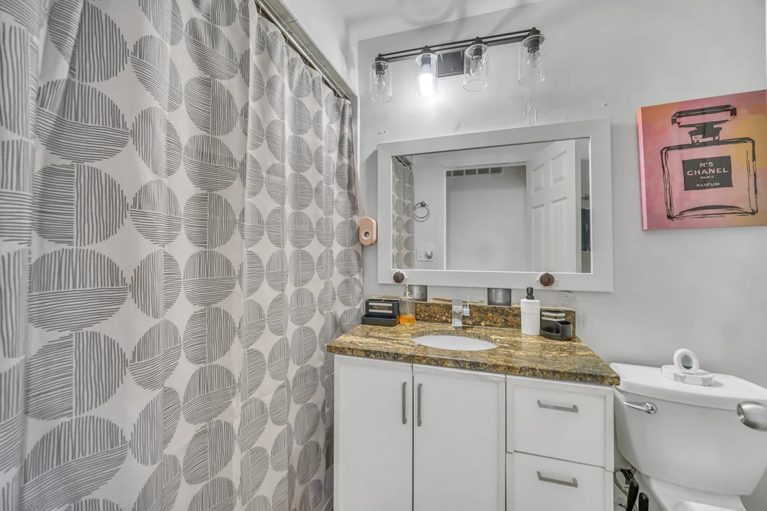Photo of 17616 Grandview Drive