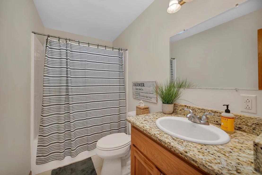 Photo of 4595 Shady Lane