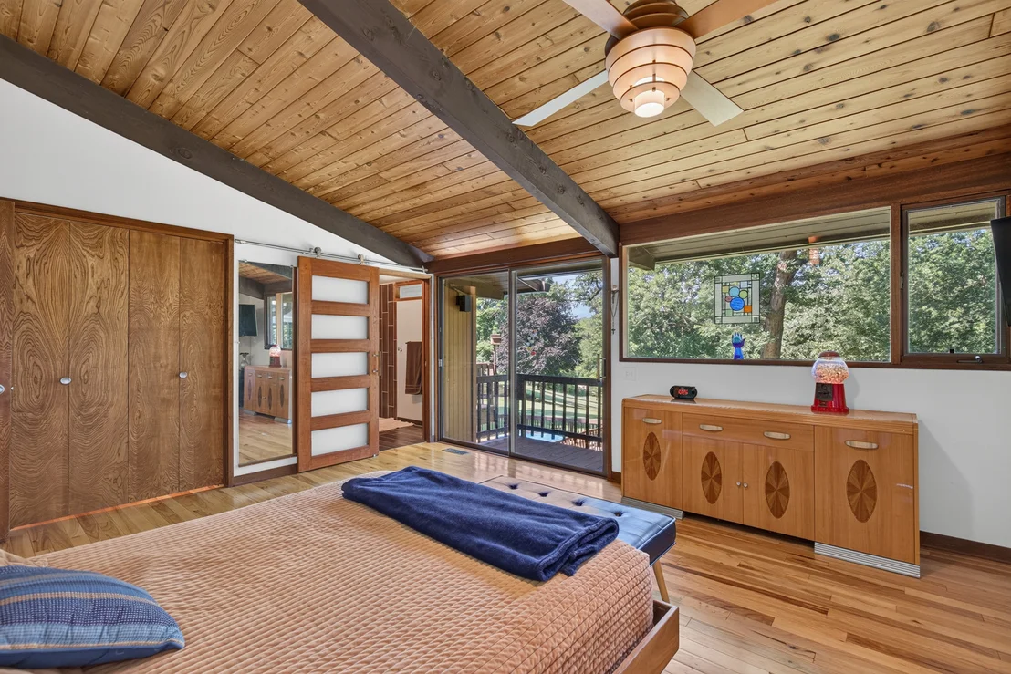 Photo of 2390 Circle Drive