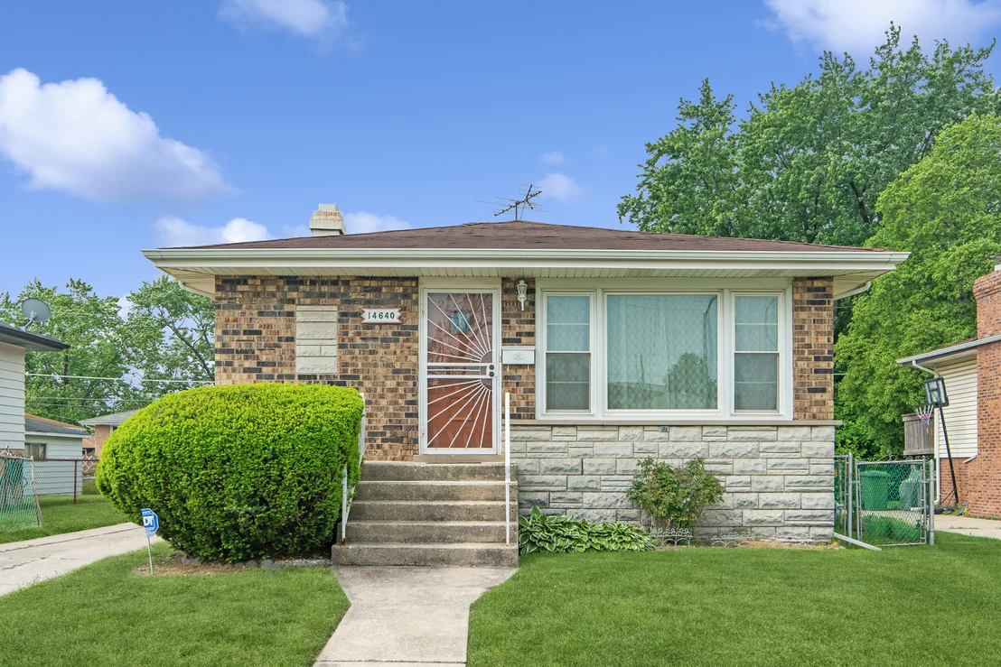 Photo of 14640 MEMORIAL Drive
