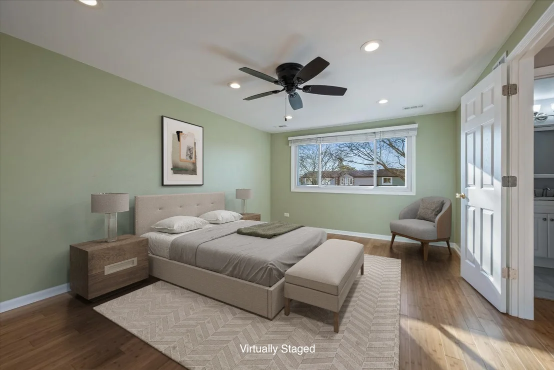 Photo of 709 Lakeside Circle Drive