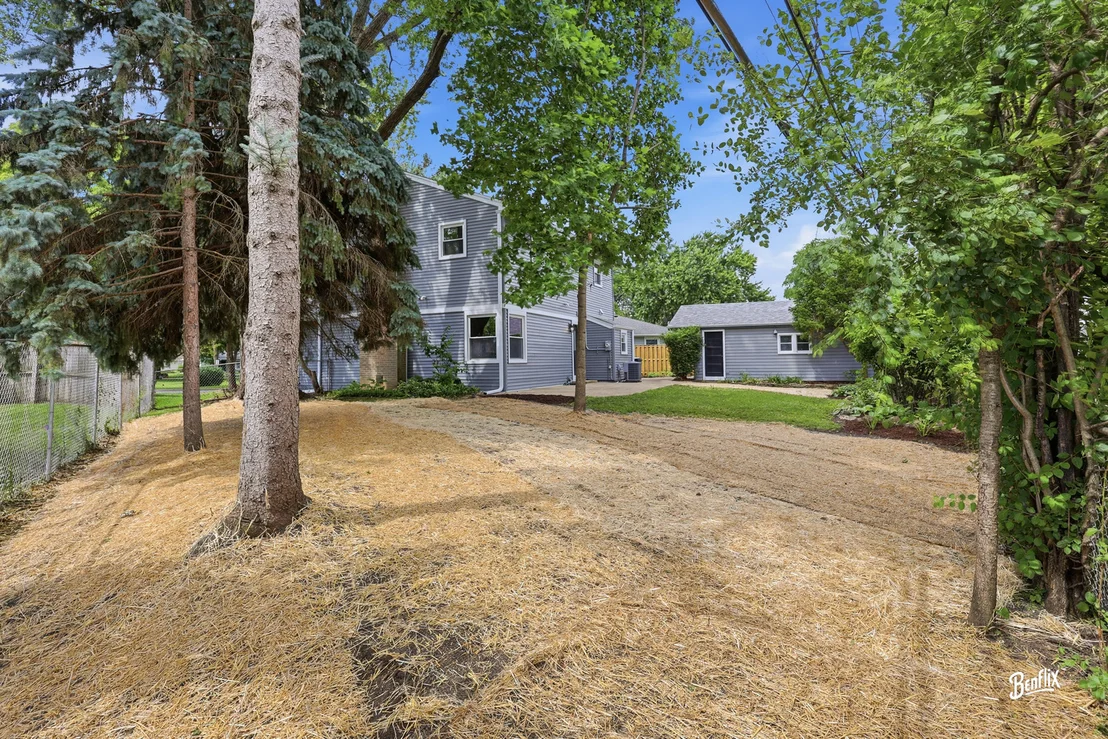 Photo of 2002 Hawk Court