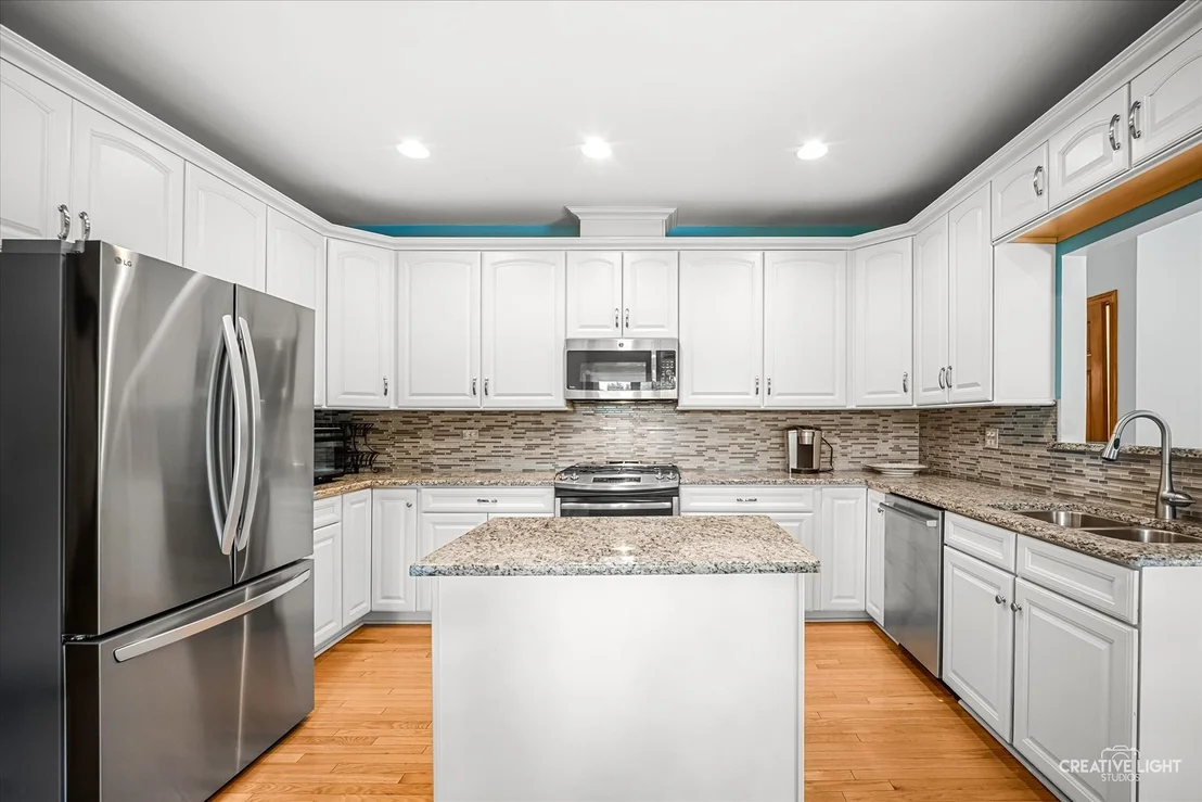 Photo of 1N211 Coventry Drive