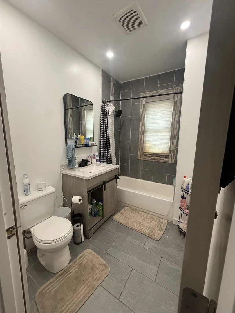 Photo of 35 W 108th Place