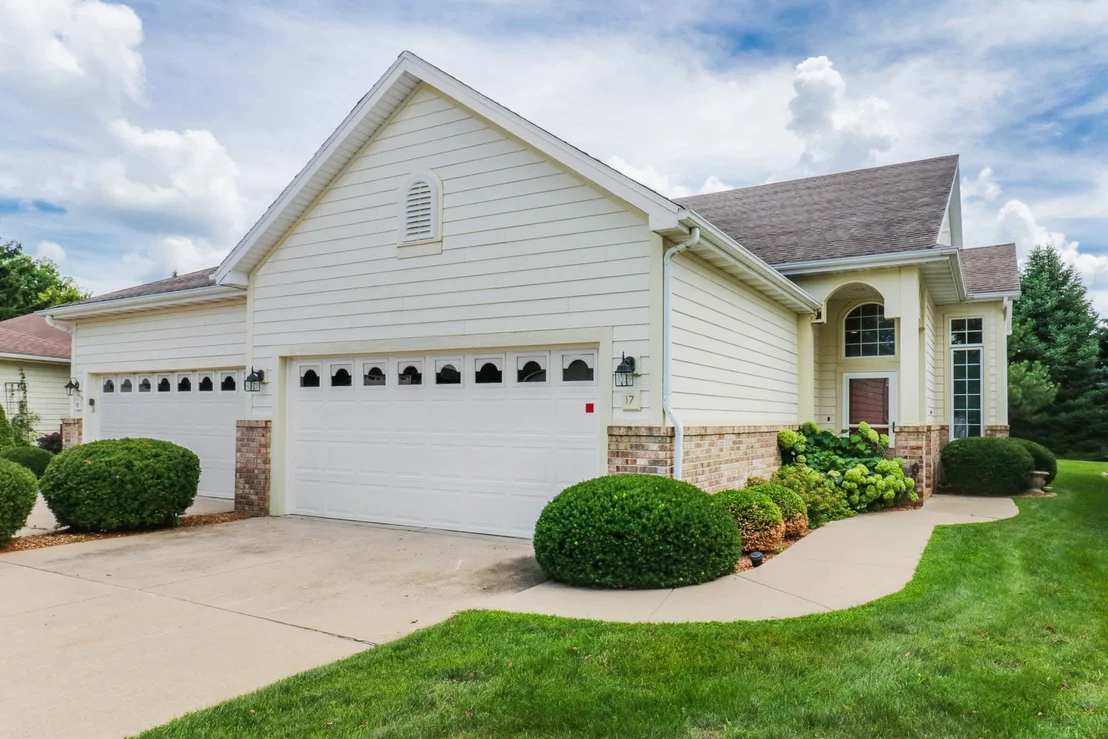 Photo of 17 Grape Vine Lane