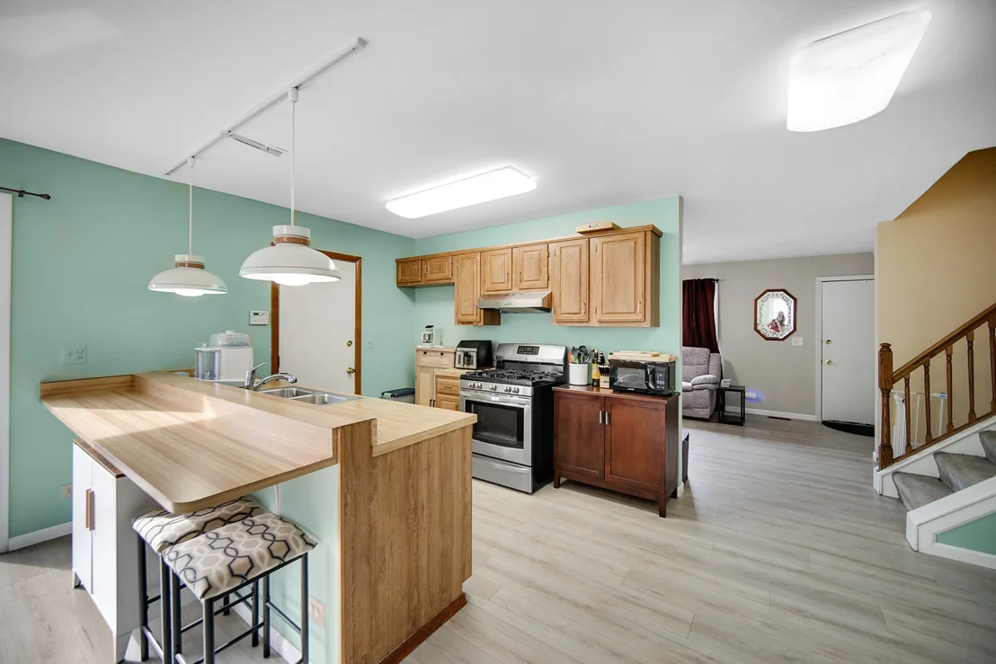 Photo of 951 SURF Court