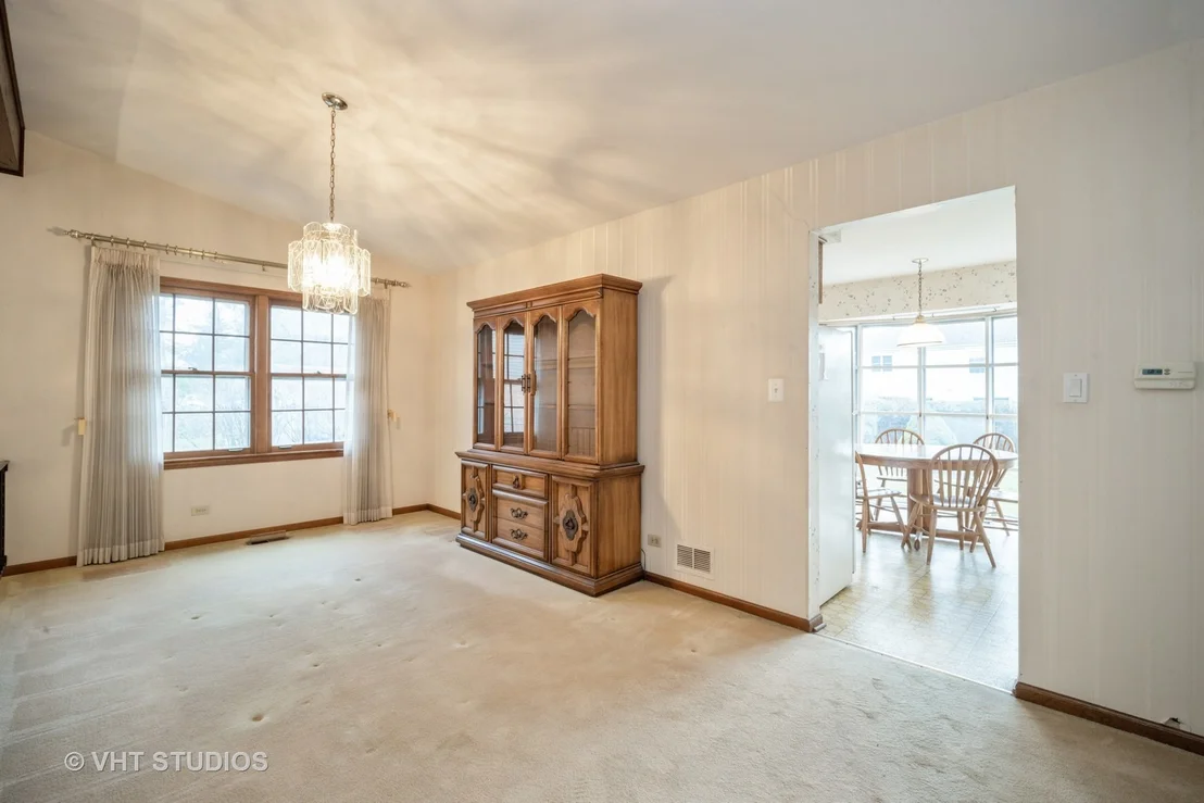 Photo of 3849 Crestwood Drive
