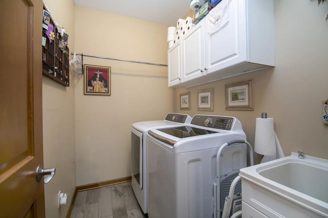 Photo of 6011 Park View Drive