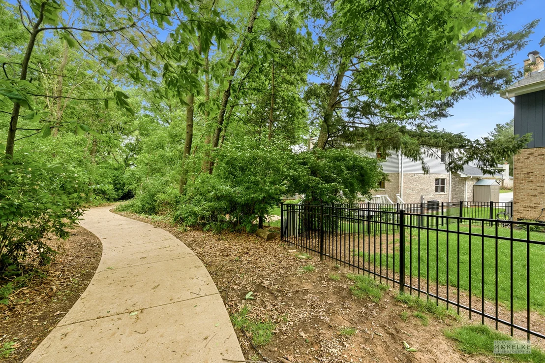 Photo of 2340 Ridgewood Road