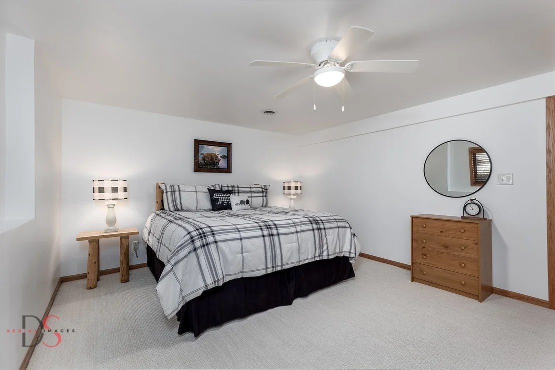 Photo of 1419 Shoreline Drive