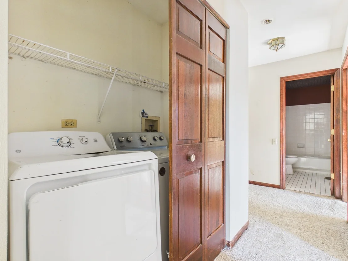 Photo of 284 Lorraine Circle