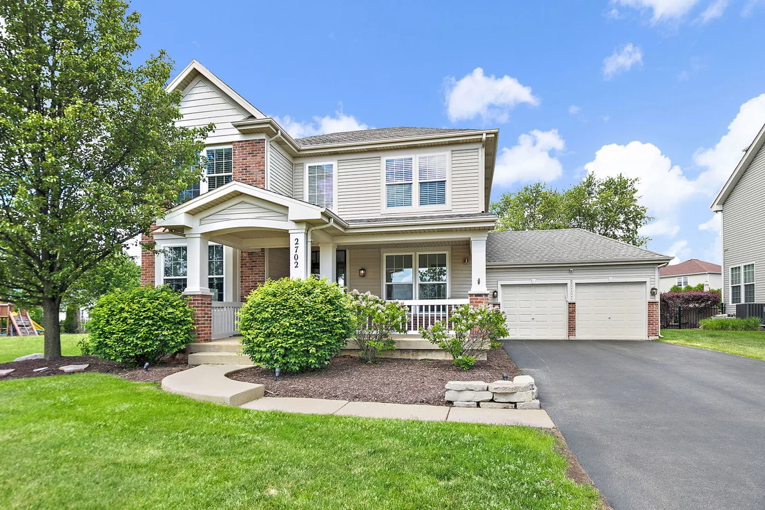 Photo of 2702 Oak Drive