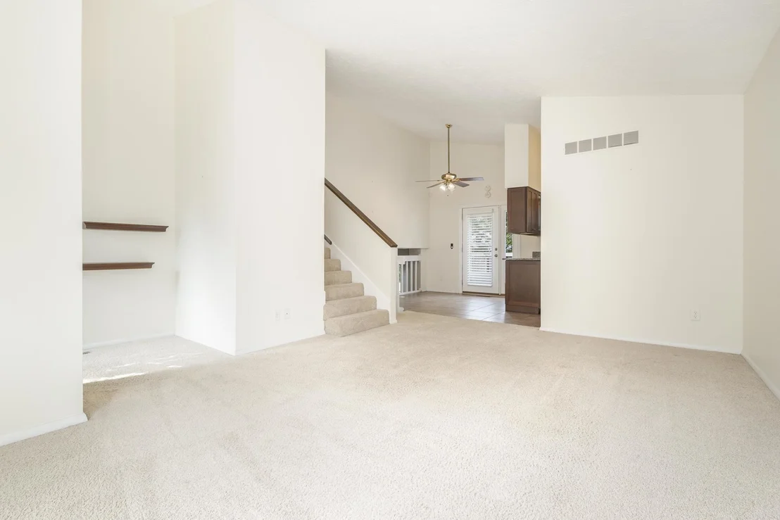 Photo of 207 Greenleaf Drive