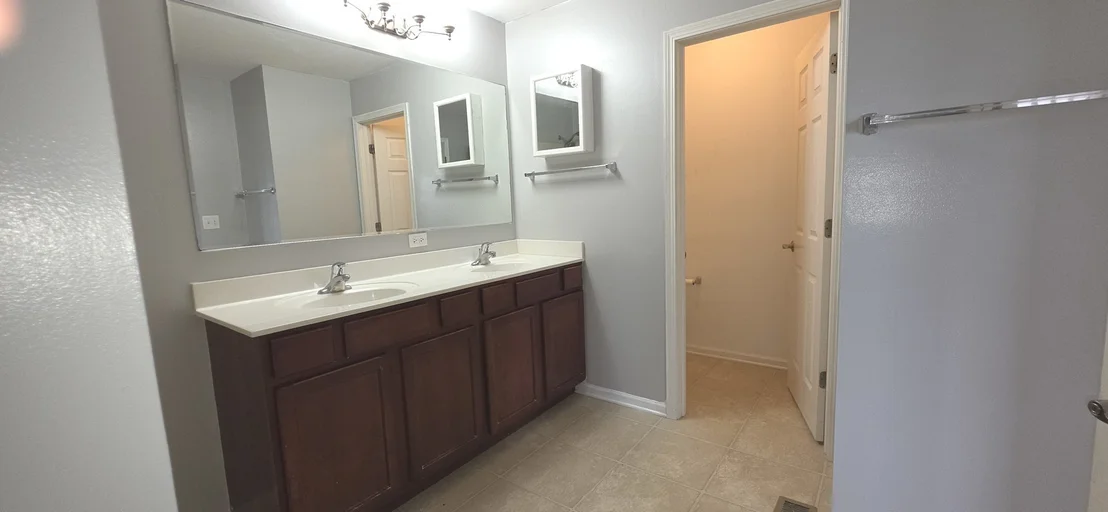 Photo of 385 Bluegrass Parkway