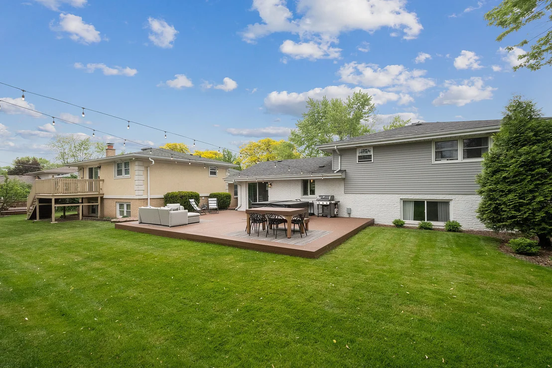Photo of 1222 Hillview Drive