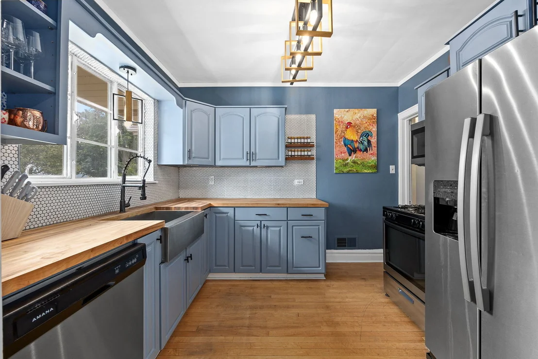 Photo of 310 Shenstone Road