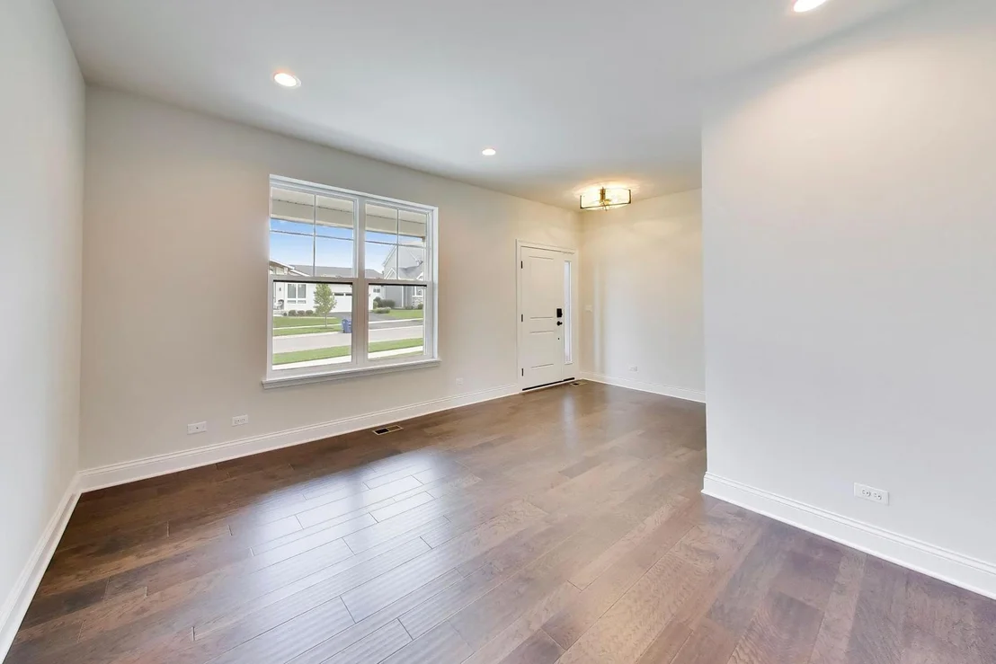 Photo of 495 CORA Lane