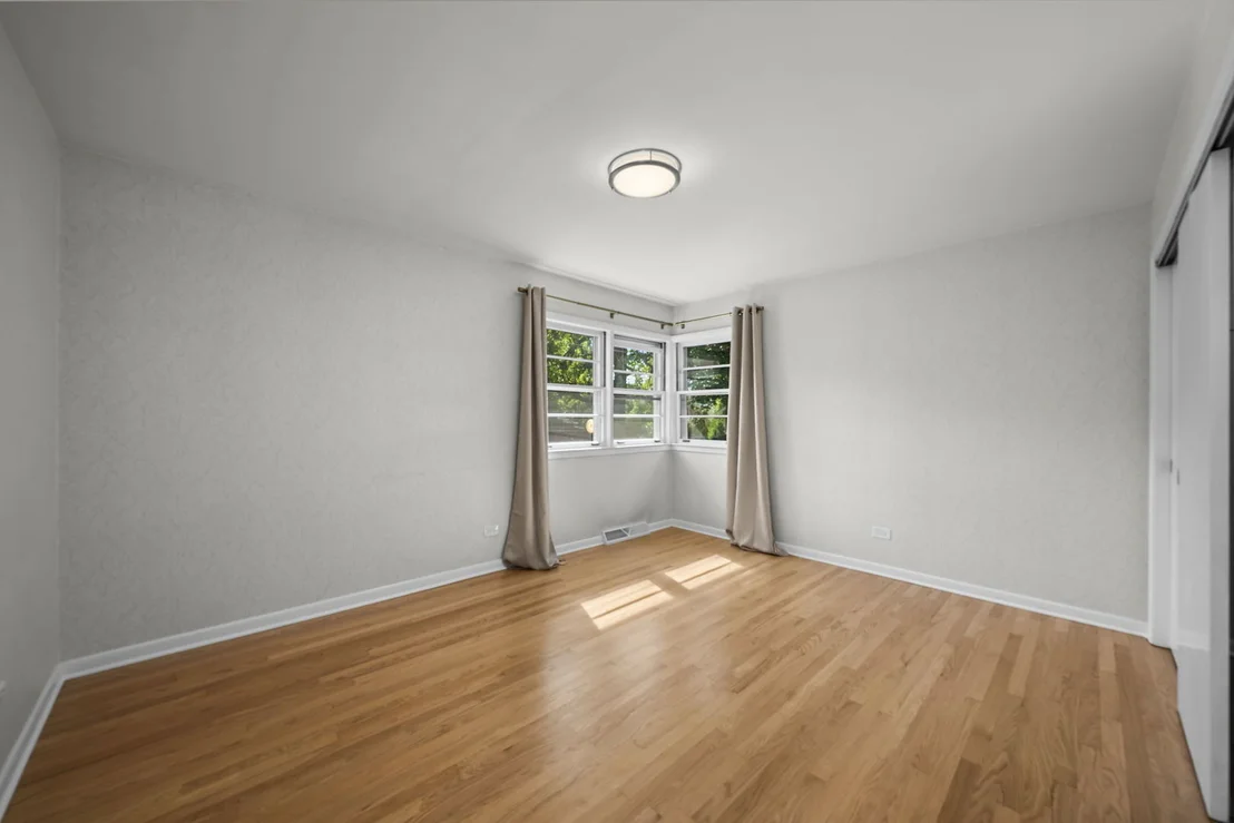 Photo of 320 N Main Street