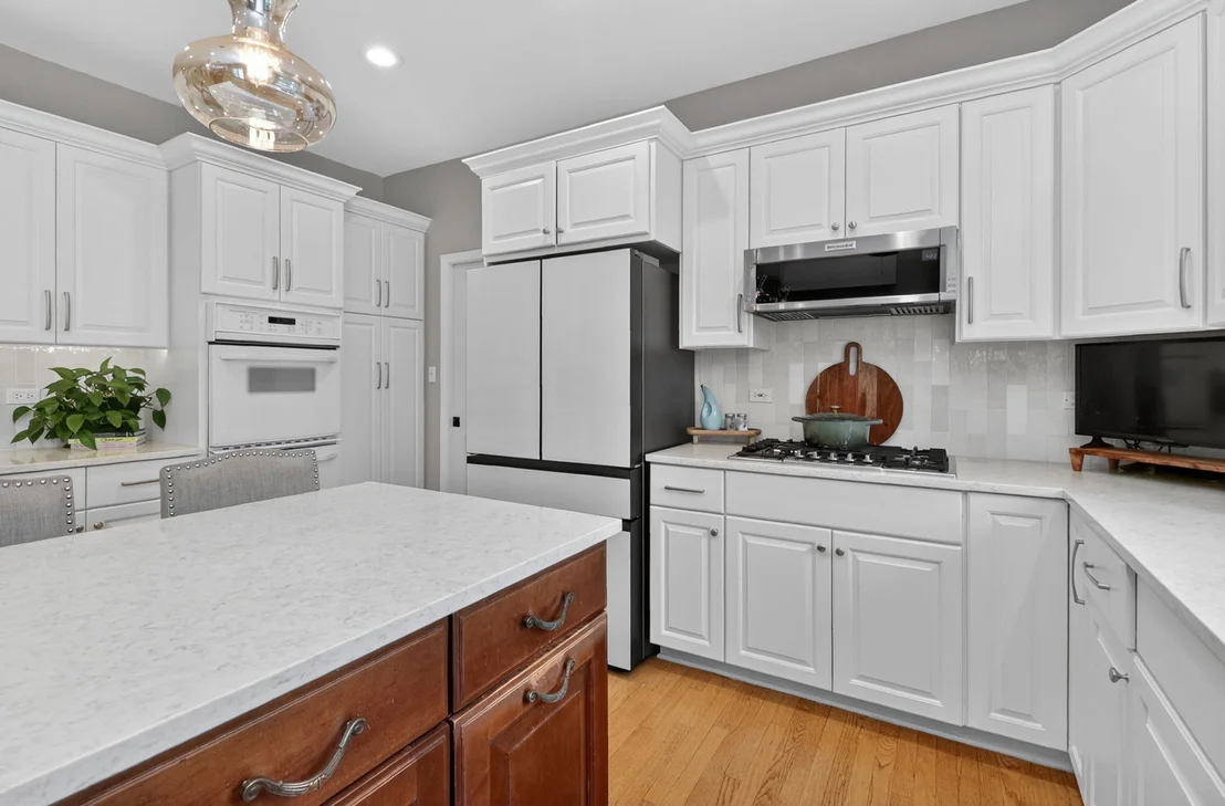 Photo of 1376 Chapman Drive
