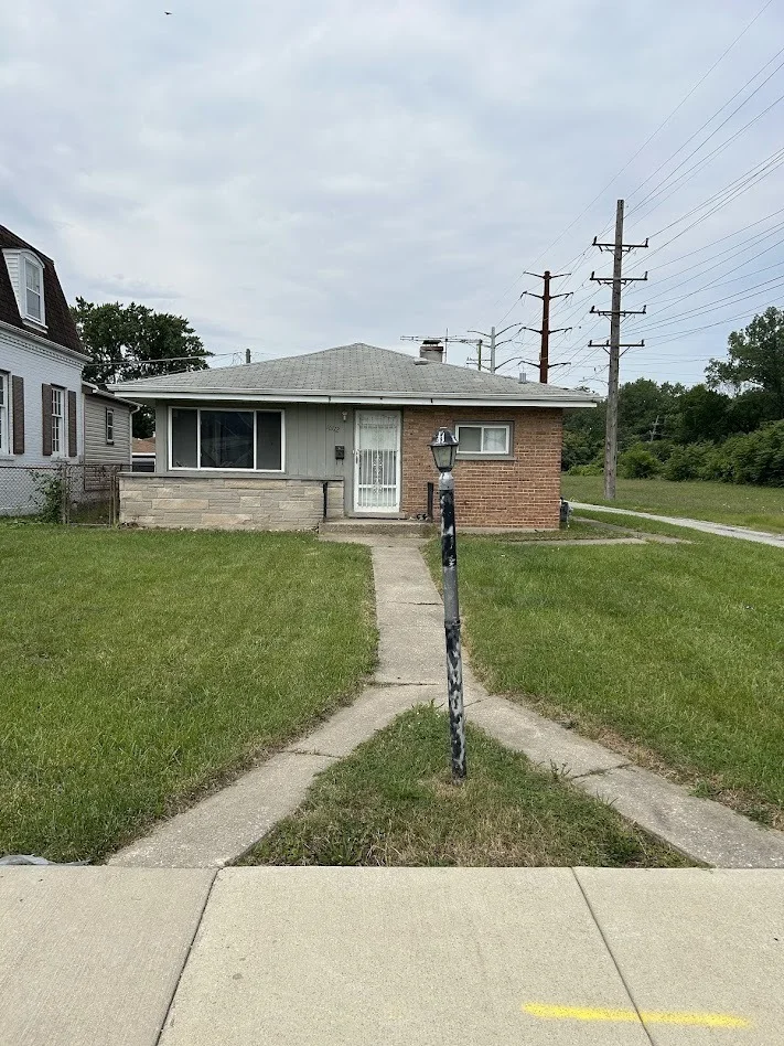 Photo of 16112 Wolcott Avenue
