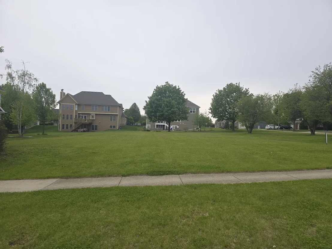Photo of 3261 Covington Lane