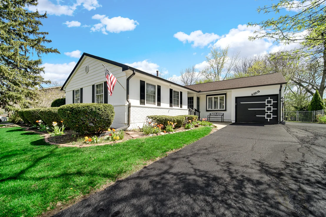 Photo of 4359 Lincoln Avenue