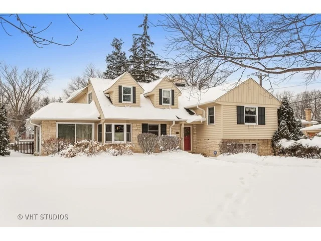 Photo of 730 Forest Road