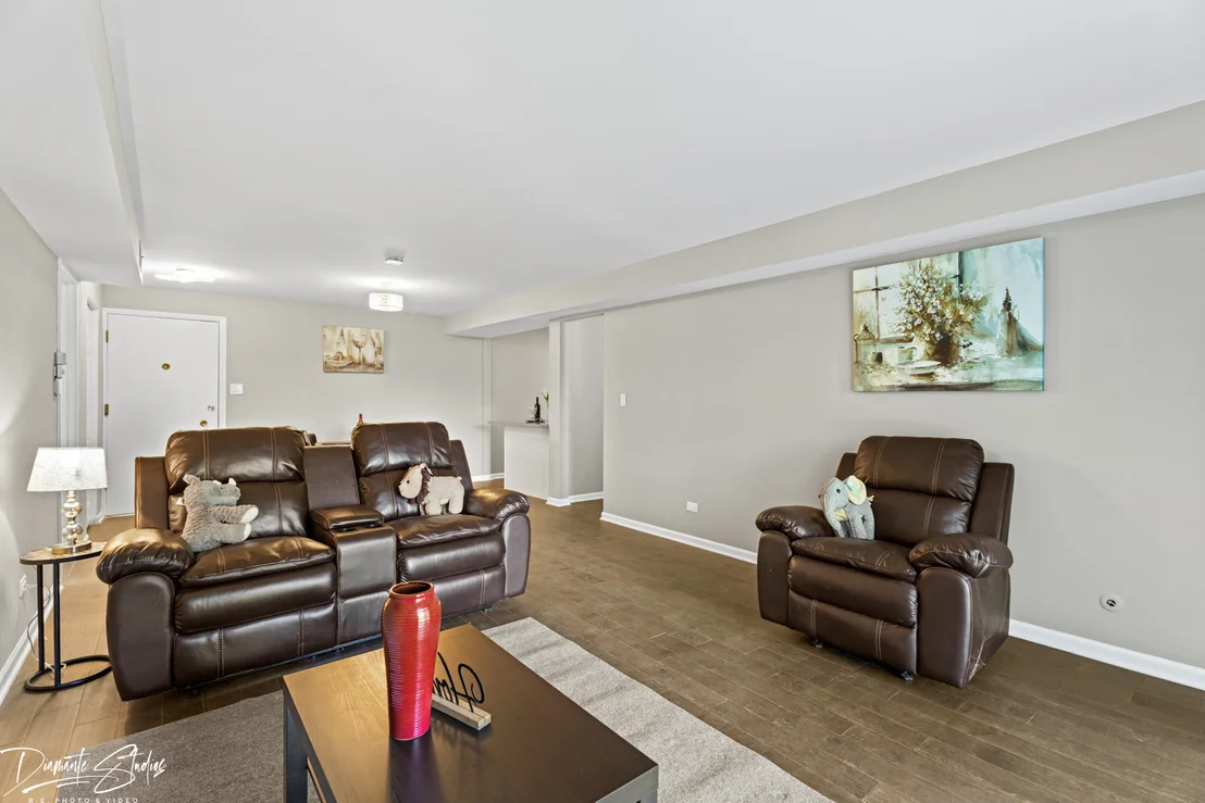 Photo of Unit B114 at 830 Elder Road