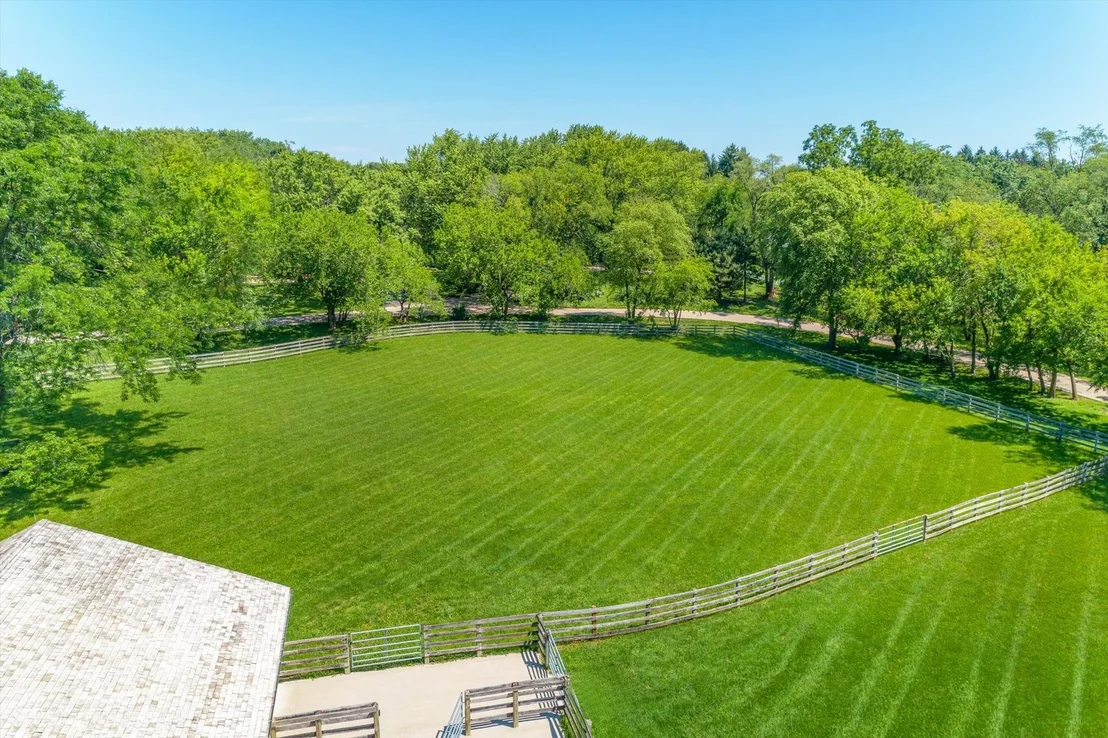 Photo of 13 Deepwood Road