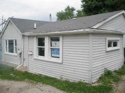 Photo of 405 STEPHEN Street
