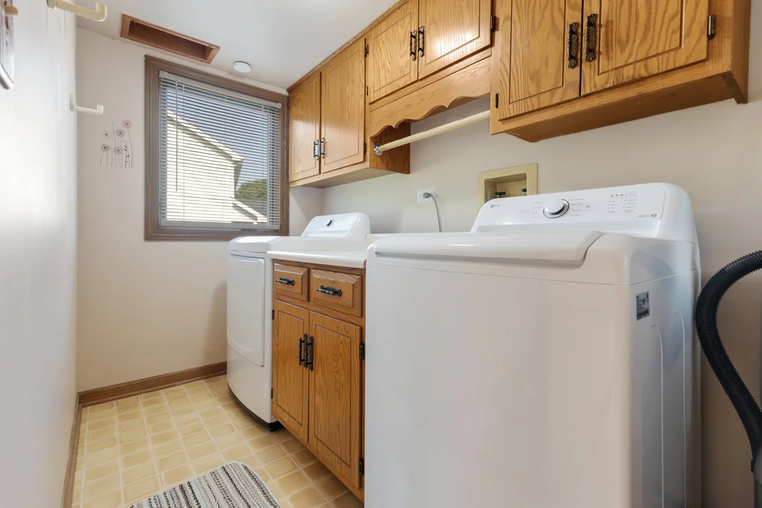 Photo of 345 Mayfair Drive