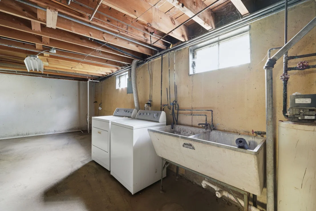Photo of 730 W Beach Drive