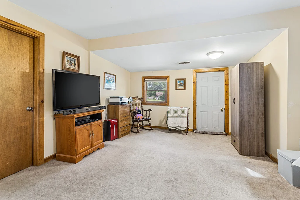 Photo of 421 THORNTON Street