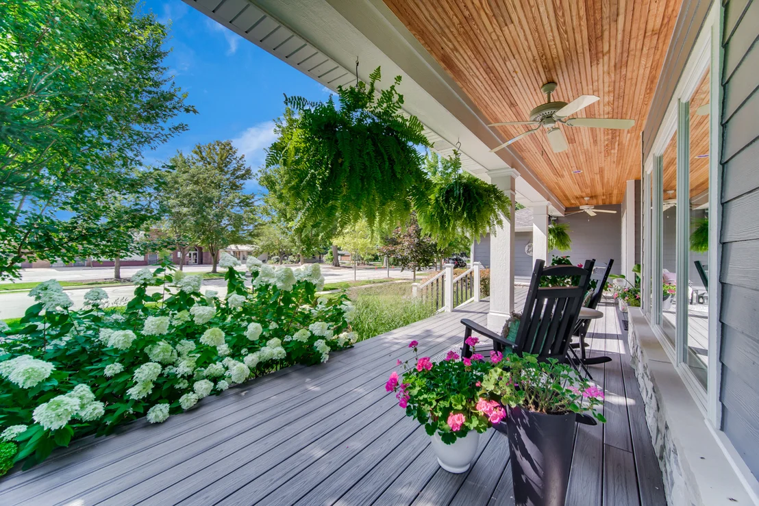 Photo of 141 Oak Street