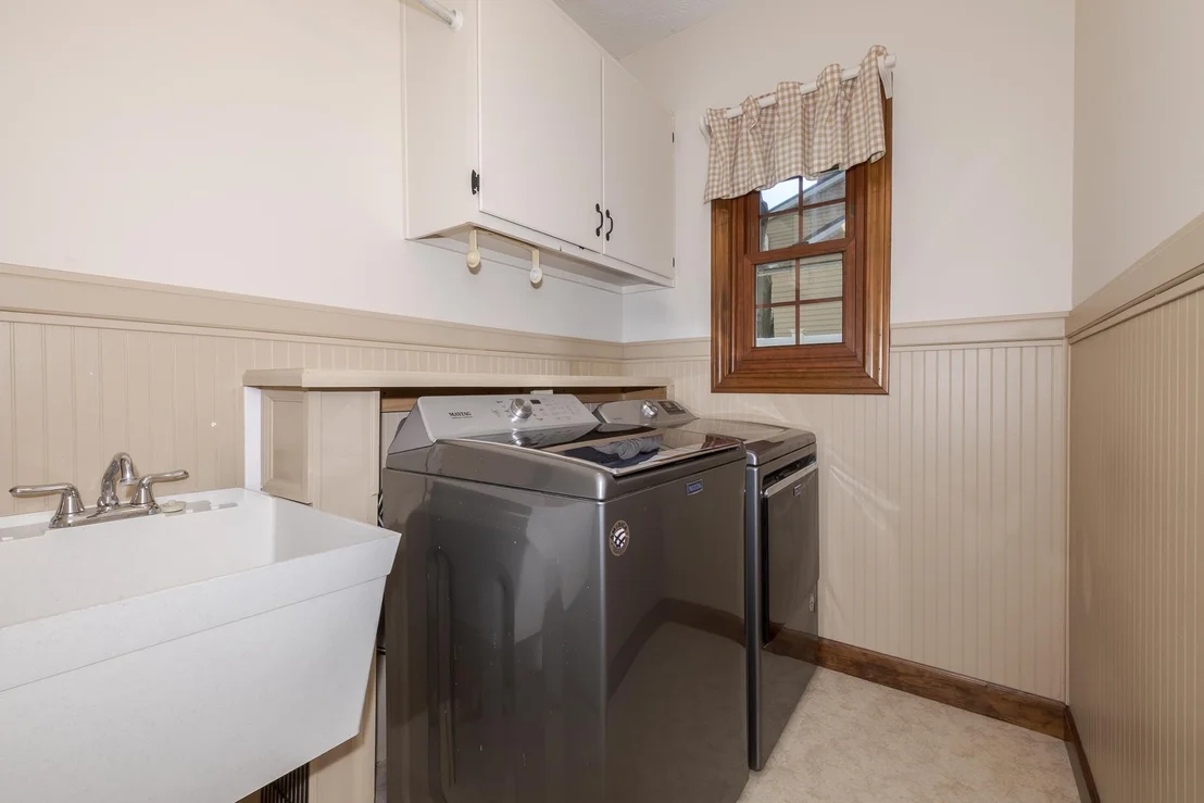 Photo of 1614 Barton Drive