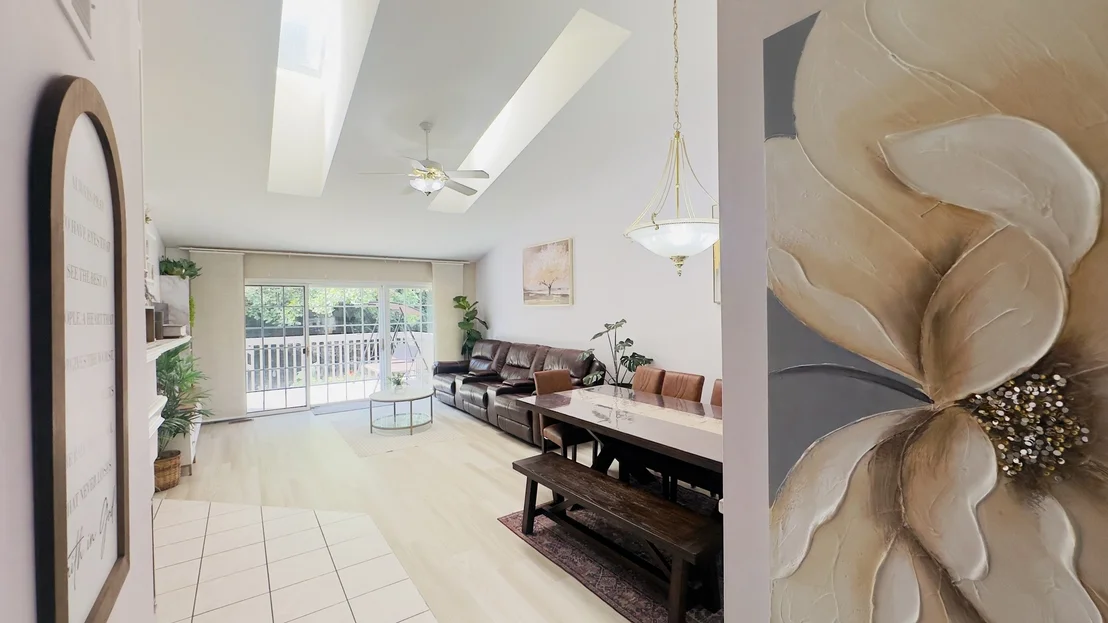Photo of 714 Alsace Circle