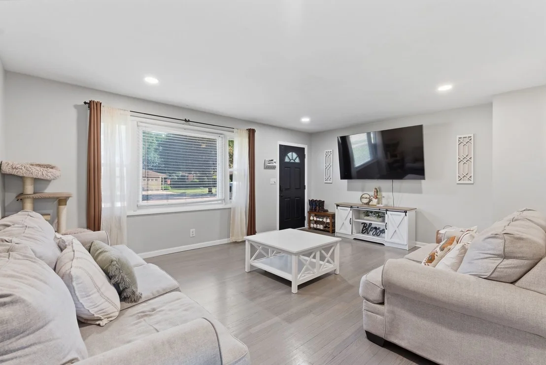 Photo of 120 Terry Drive