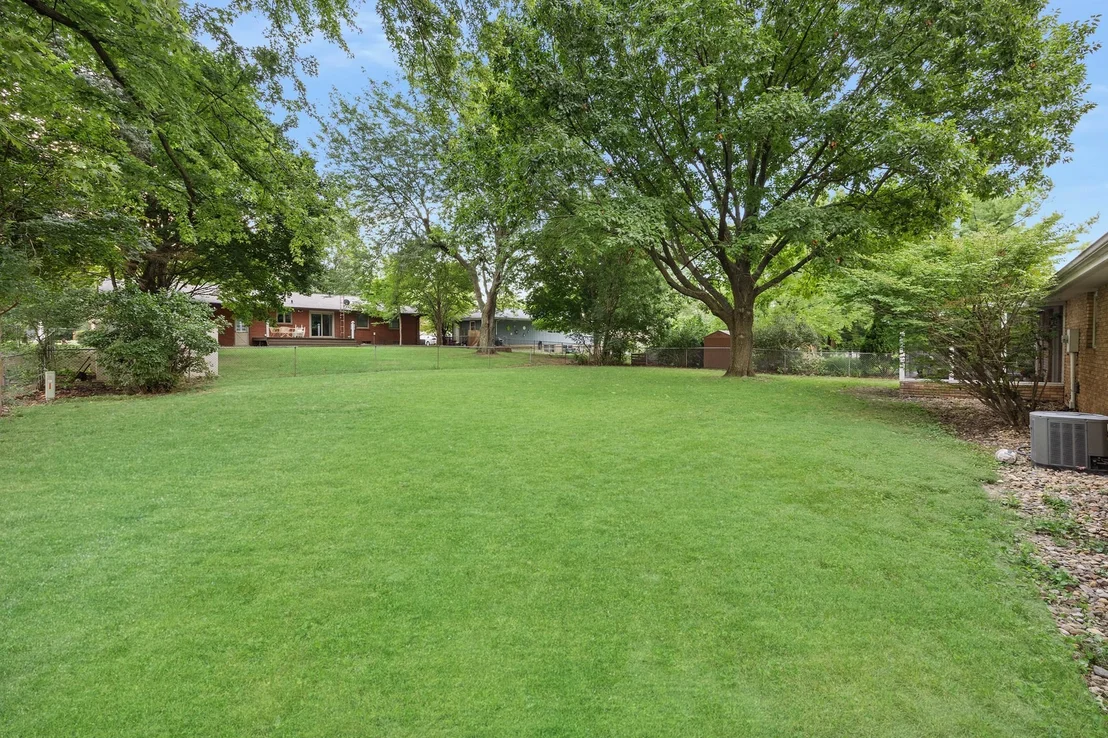Photo of 210 Arlington Drive