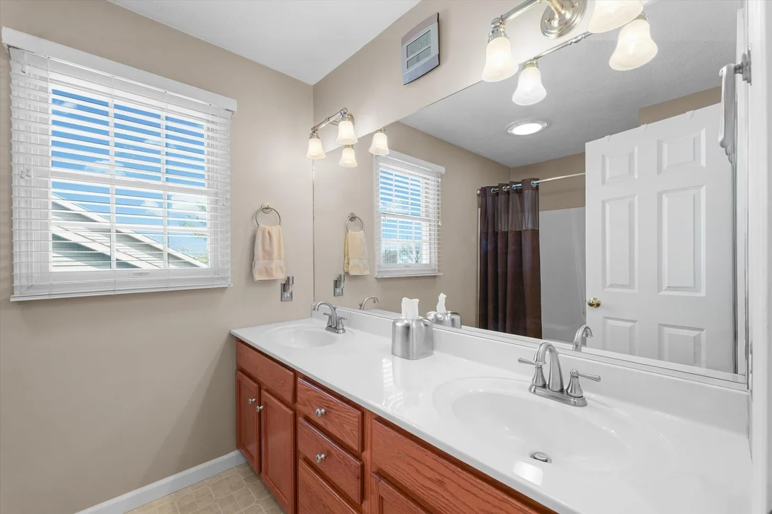 Photo of 3908 Turnberry Drive