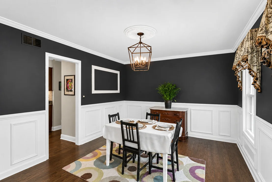 Photo of 2045 Somerset Lane