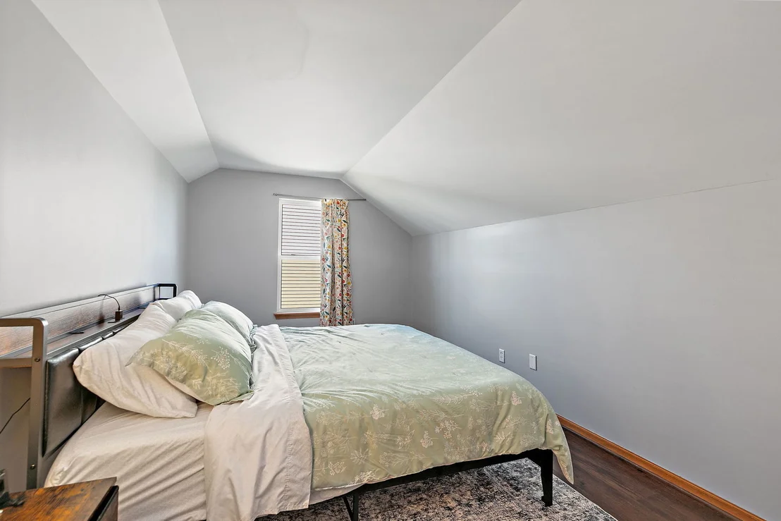 Photo of 813 Water Stone Way