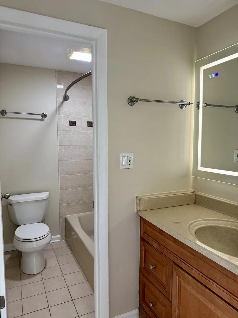 Photo of 638 Lakeside Circle Drive